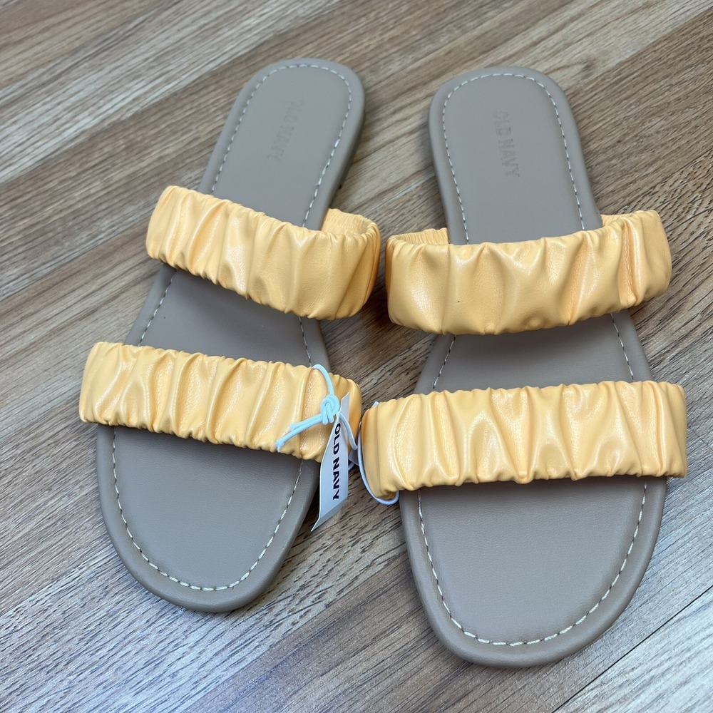 Old Navy Faux‎ Leather Ruched Sandals Women's Size 75. Sunfish Slides NEW